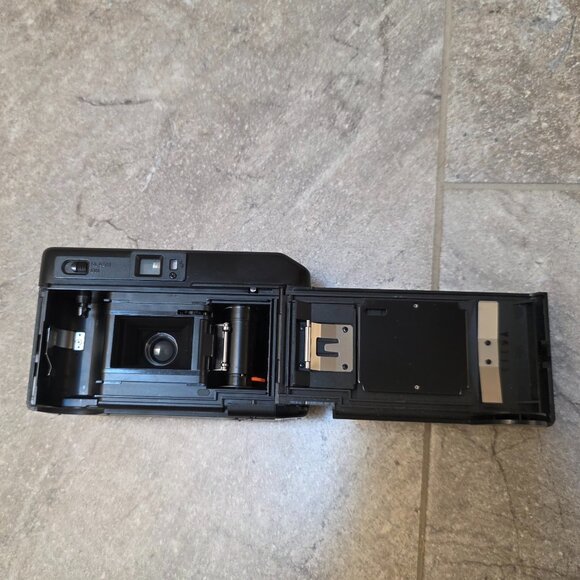 Canon Autoboy2 QD AF35M II Sure Shot 35mm Point Shoot Made In Japan *parts only* - Picture 7 of 10